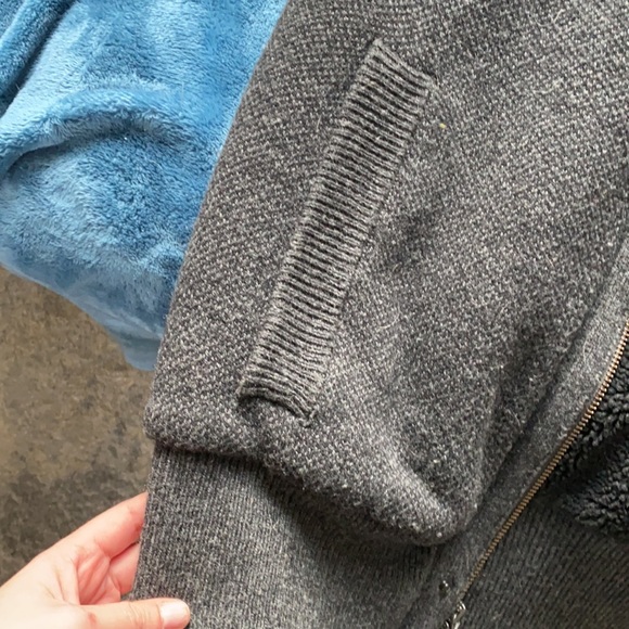 Banana Republic Men’s Sweater Vest Heather Grey Size XL Sherpa Lined - Picture 3 of 4